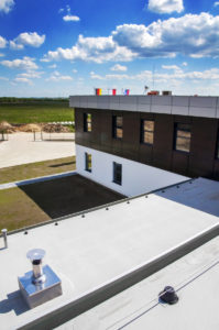 Generalne wykonawstwo - wykonanie koncepcji, projektu oraz budowa hali produkcyjno-magazynowej wraz z budynkiem biurowym. Kamiński generalny wykonawca, budowa hali Częstochowa, Koniecpol, Siewierz, Zawiercie, Dąbrowa Górnicza, Sławków, Siemianowice Śląskie, Knurów, Sosnowiec, Katowice.