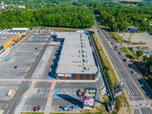 park-handlowy-po-dawnym-tesco-przy-ul-chorzowskiej-w-bytomiu-2