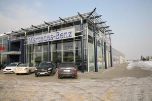 Generalne wykonawstwo - dealer Mercedes-Benz oraz Citroen - budowa salonu i serwisu samochodowego Świerklany . Kamiński generalny wykonawca obiektów kubaturowych  Częstochowa, Siewierz, Zawiercie, Dąbrowa Górnicza, Sławków, Siemianowice Śląskie, Knurów, Sosnowiec, Katowice, Czerwionka Leszczyny, Rybnik, Tychy.
